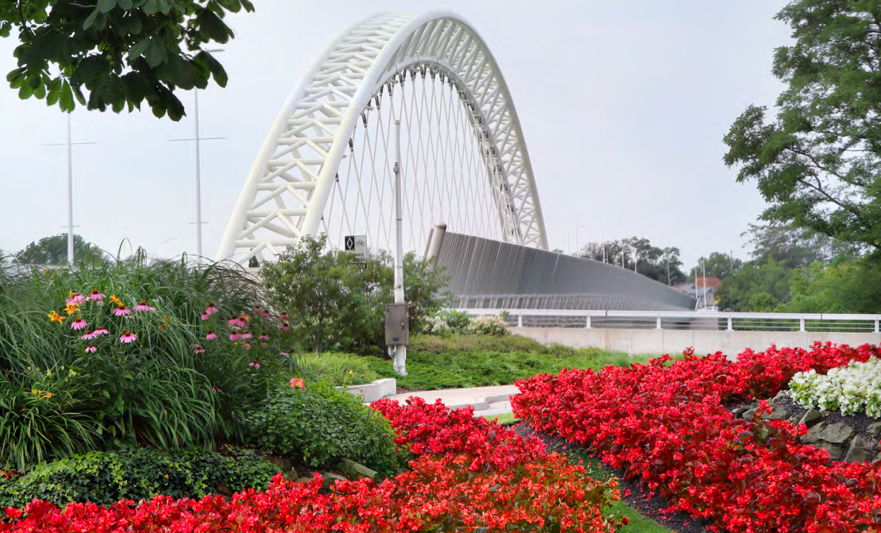 Enjoy scenic walks over the Burgoyne Bridge. Distance: 5.5 km / 7 minute drive